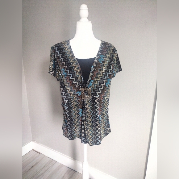 Christopher & Banks Chevron Style Top - Picture 2 of 4